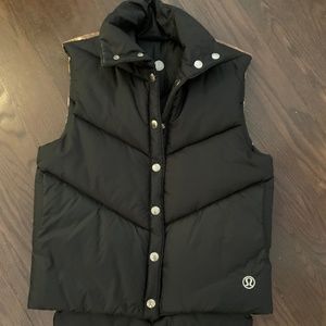 Lululemon Ladies reversible padded vest